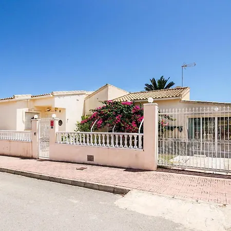 Ferienhaus 3 Bedroom Amazing In Orihuela
