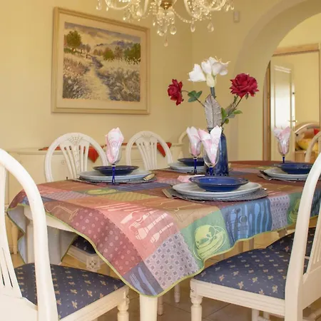 Ferienhaus 3 Bedroom Amazing In Orihuela